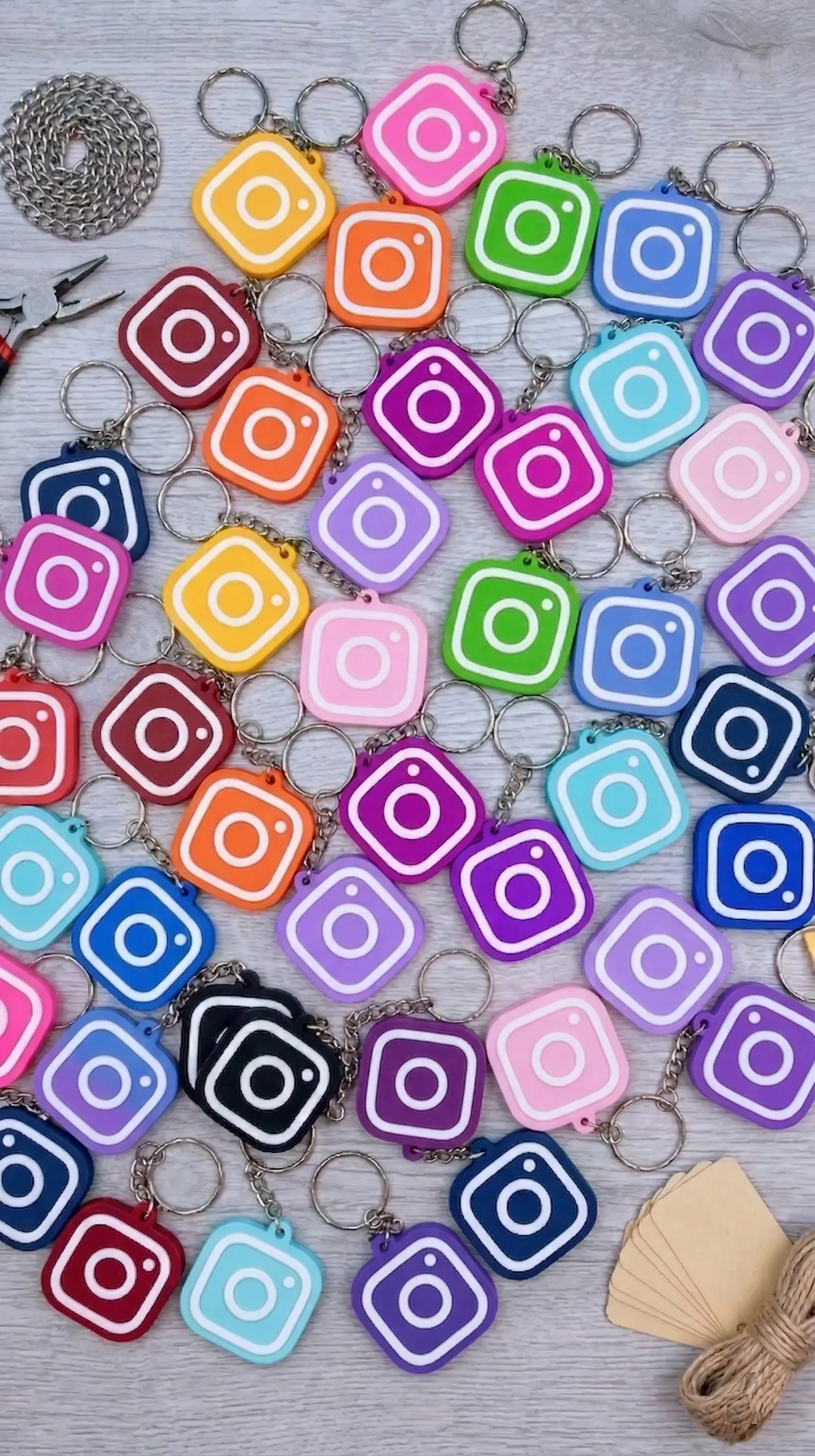 fabricantes de llaveros 3D personalizados con tag NFC oculto para empresas